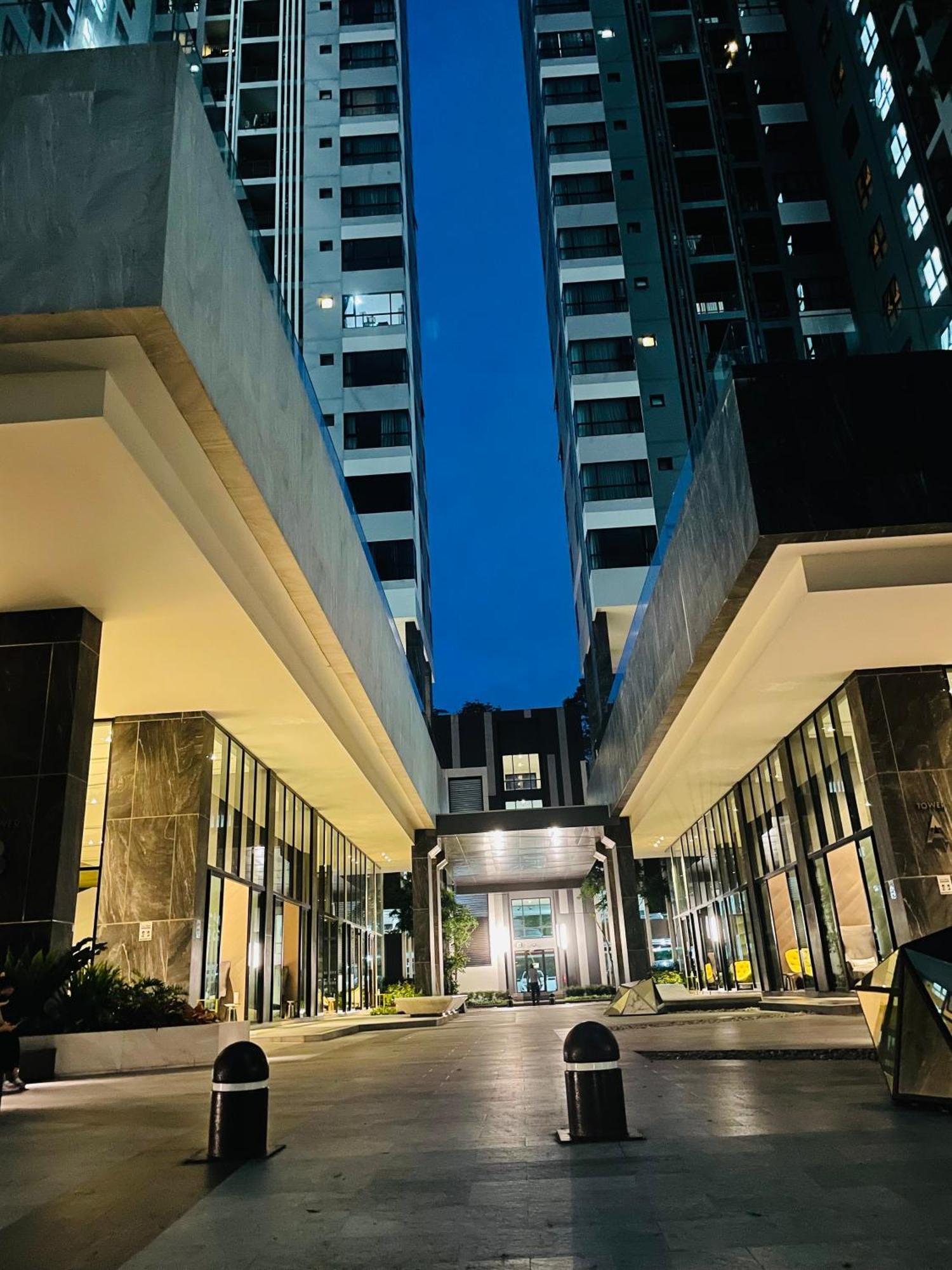 Apartment The Base 100 By Numam