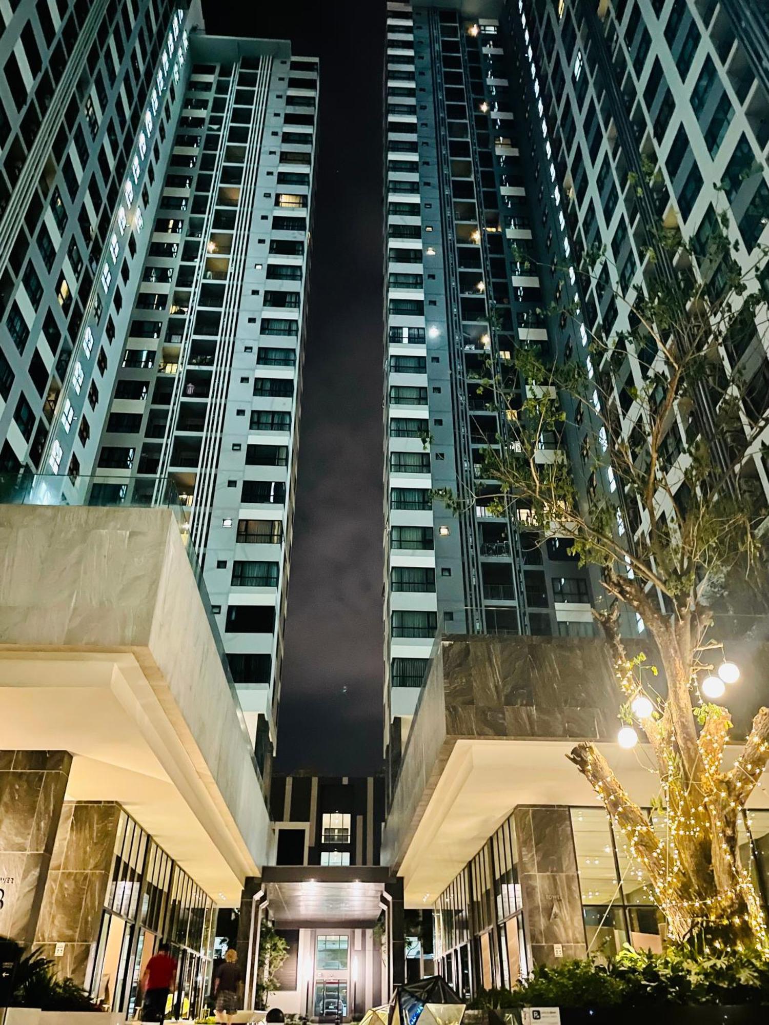 The Base 100 By Numam *